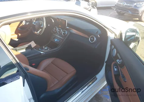 2018 Mercedes-Benz C 300 из США, поврежденный, VIN WDDWJ4JB9JF738558